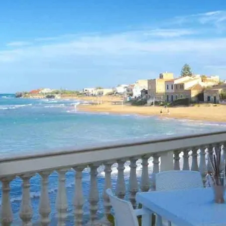 Casa Mare Blu 度假居 Villaggio Azzurro